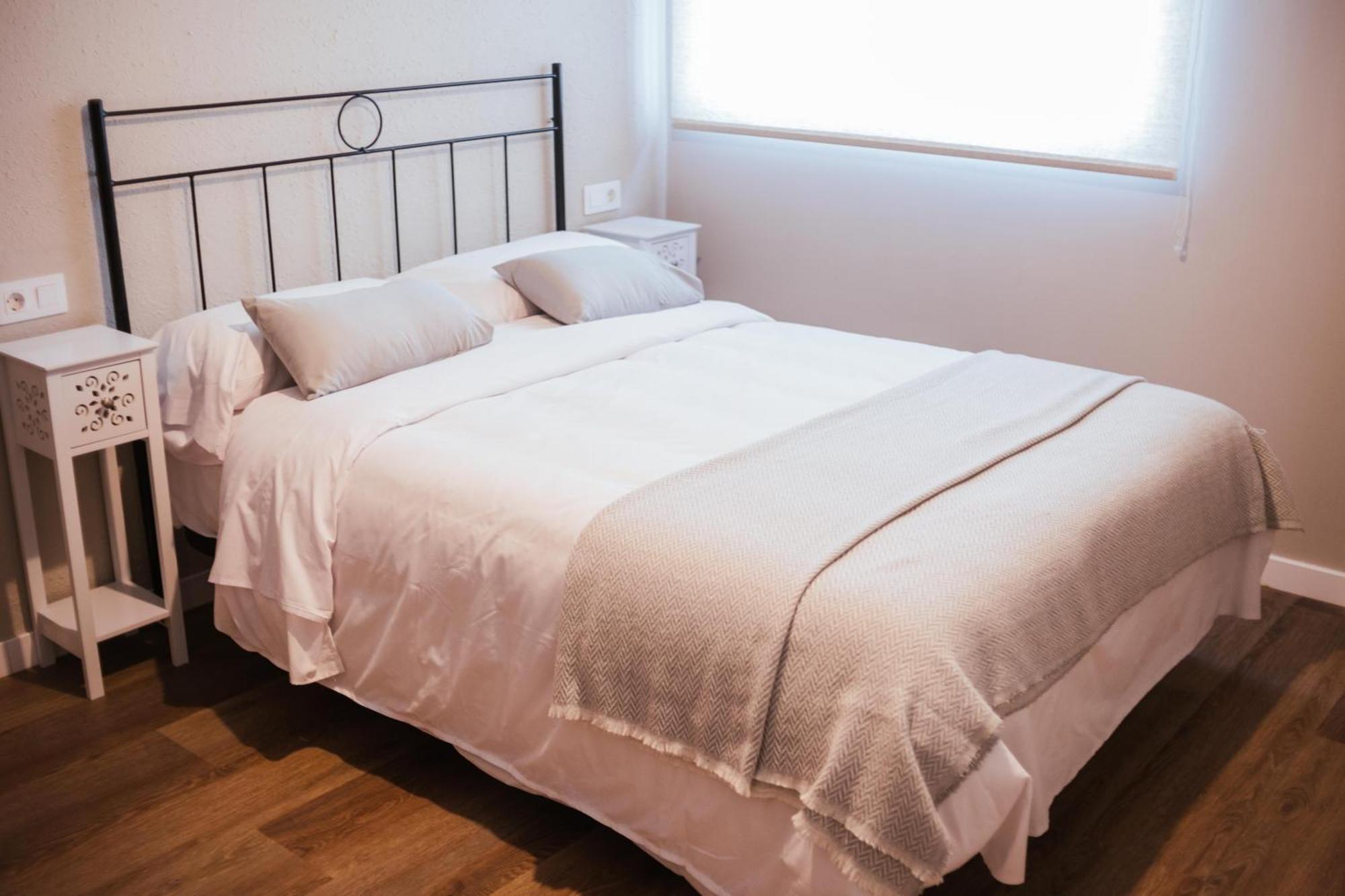 Hostal Entreolivos Badajoz Ngoại thất bức ảnh